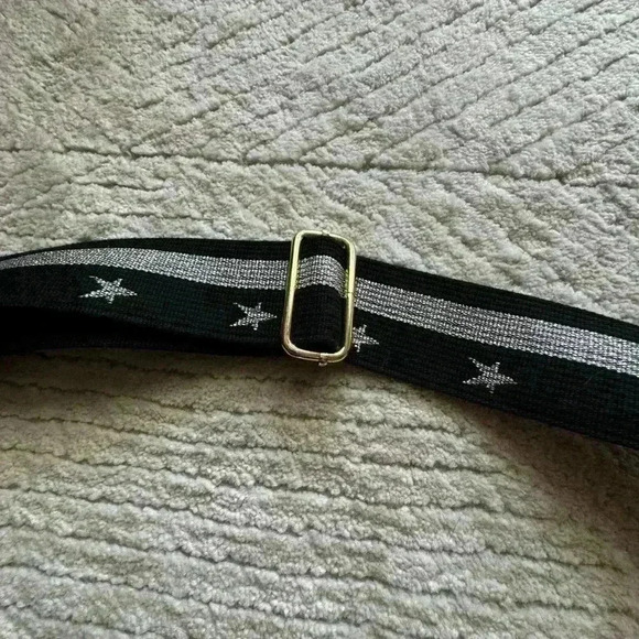 Calvin Klein black leather purse - Picture 10 of 10